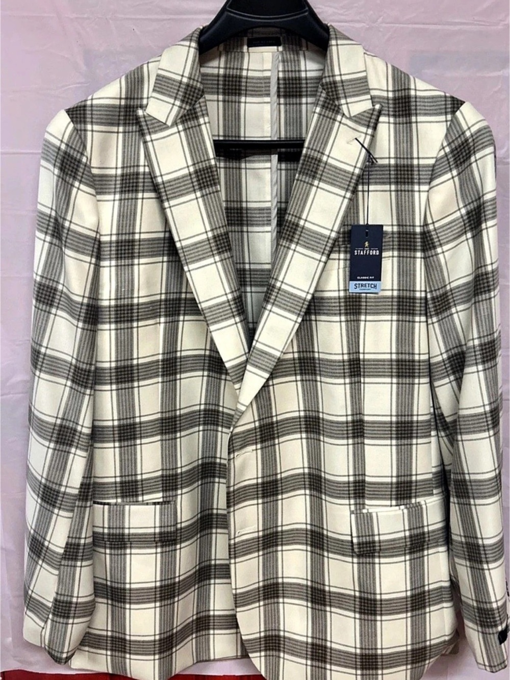 Stafford Classic Fit Stretch Comfort Sport Coat Plaid Sport Coat in White &